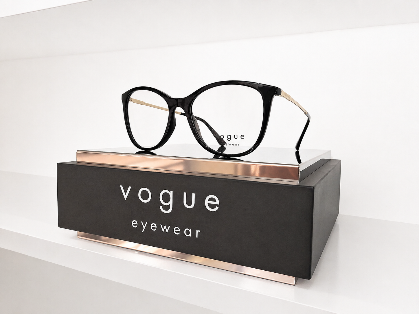 Vogue Model 02