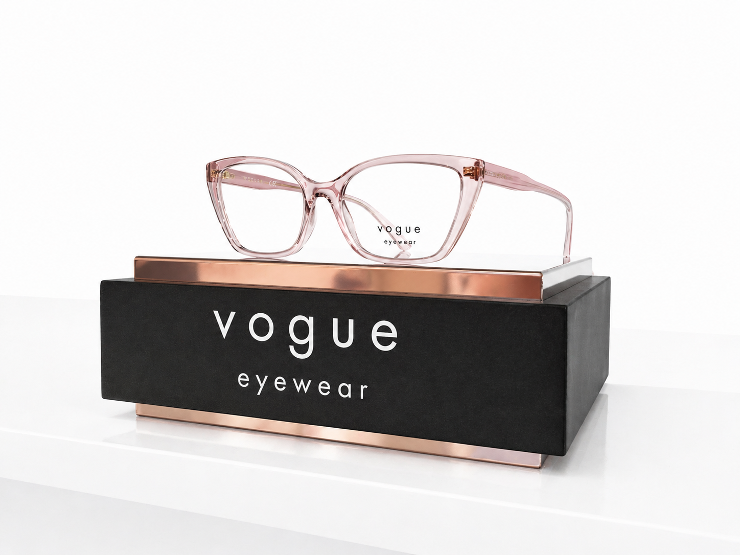 Vogue Model 04