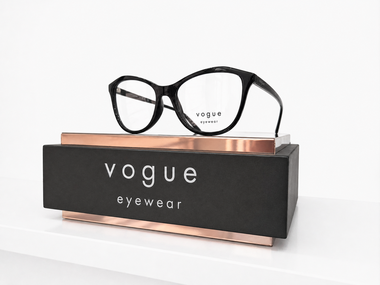 Vogue Model 07